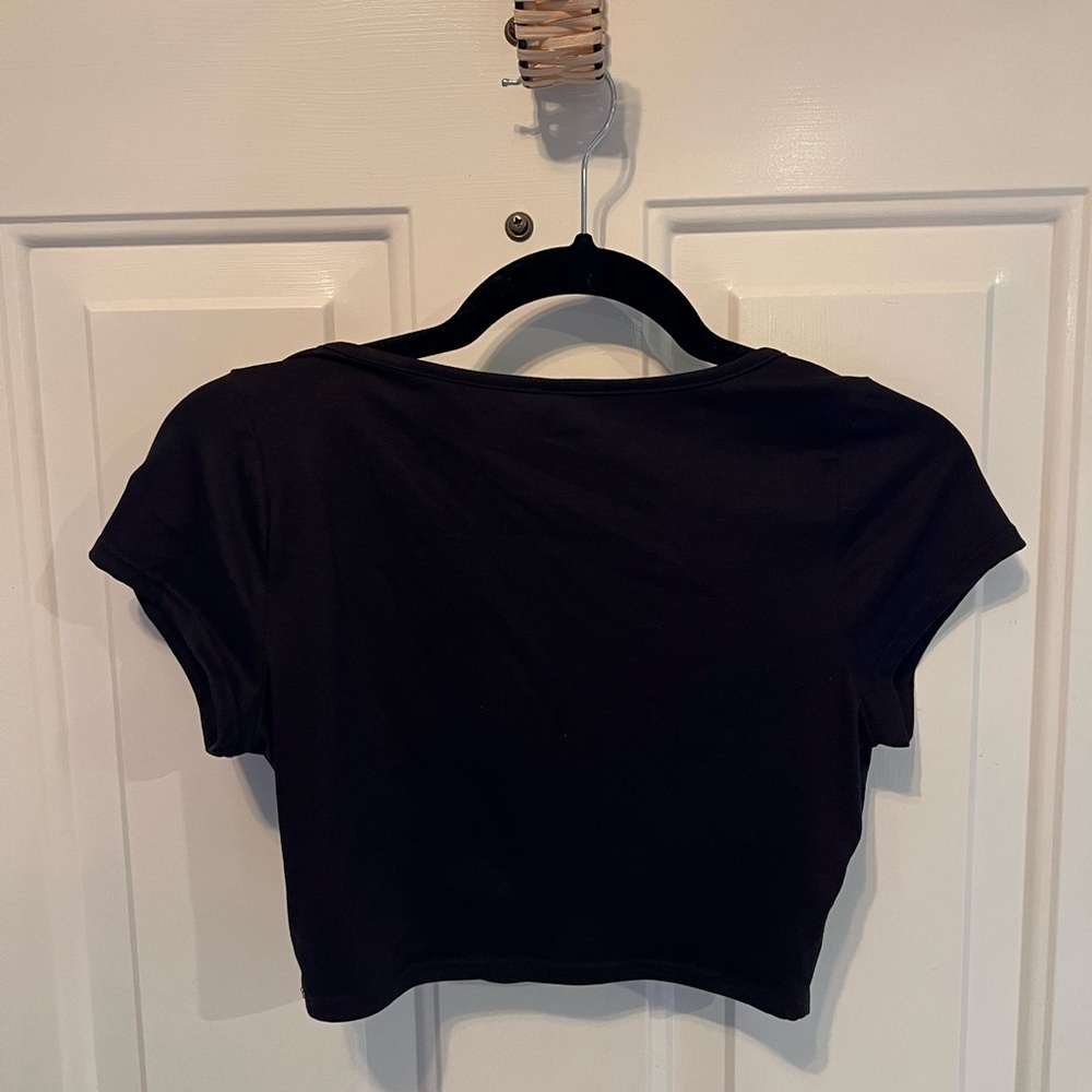 Black Windsor Top - Picture 1 of 2